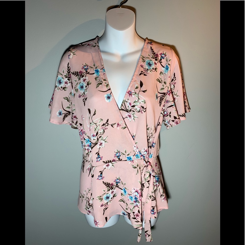NWT XL Floral Tied Top